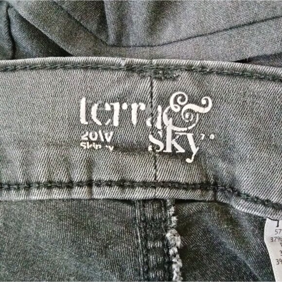 Terra & Sky Plus Size 20W Skinny Jeans Womens Washed Black Denim - Picture 7 of 9